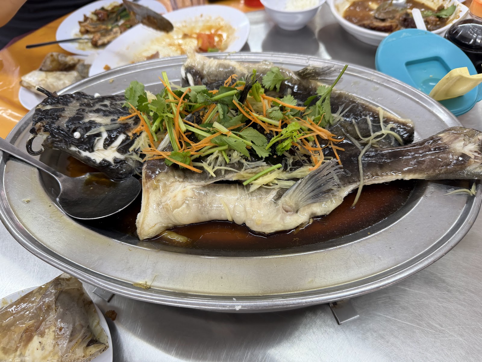 梁雅(女)茶餐室 8